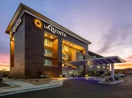 La Quinta by Wyndham Kingman