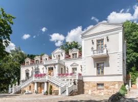 Pałac Tarnowskich Hotel & Restauracja & SPA, hótel í Ostrowiec Świętokrzyski