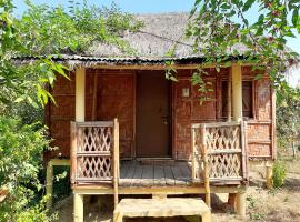 Nishorgo Nirob Eco Cottage, hotel em Sreemangal