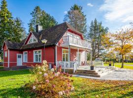 Tiismani Villa, hotel Kärdlában