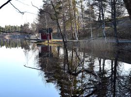 Mullsjö Folkhögskola, hotel em Mullsjö