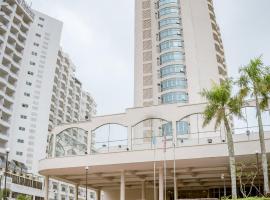 J Beach Suites At Rainbow Paradise, hotel in Tanjung Bungah