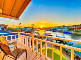 Newport Bay Front Vacation Home, khách sạn ở Newport Beach