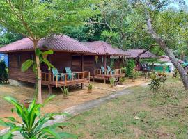 Eco Bungalow, hotell i Ko Phayam