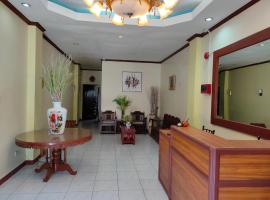 Fiesta Ballroom Hotel, hotel di Legazpi