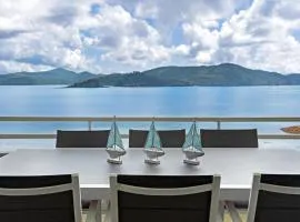 Frangipani Beachfront Lodge 202 on Hamilton Island by HamoRent