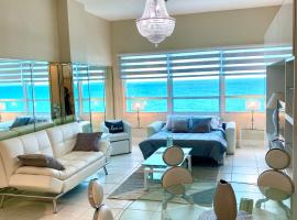 Castle Beach Resort Condo Penthouse or 1BR Direct Ocean View -just remodeled-, hotell i Miami Beach