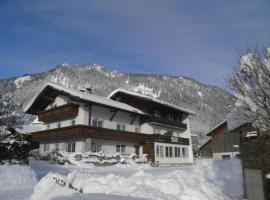 Alpenhof Wängle, hotelli kohteessa Reutte