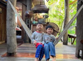 BaanBooLoo Village- SHA Plus, hotell i Chiang Mai