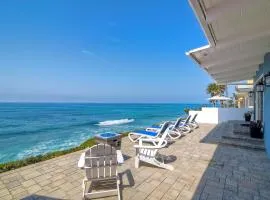 Oceanfront Villa with Private Beach Access, Remodeled Kitchen