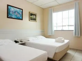 Lord Hotel Camburi