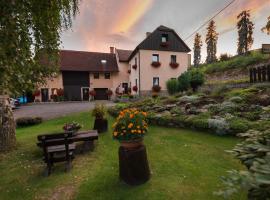 Penzion Adršpach " U Kozárů ", hotel en Adršpach