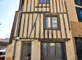 Splendide Maison 5 chambres ! Quartier Historique, hotel di Limoges