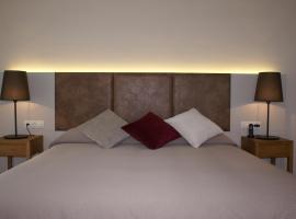 Aparthotel K, hotell i Figueres