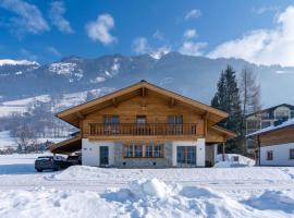 Luxury chalet in Bad Hofgastein with sauna, hotel en Bad Hofgastein