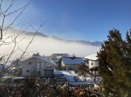 Holiday home in Seeboden on Lake Millst tter See, hotelli kohteessa Seeboden