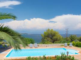 Akritas, hotell i Koroni