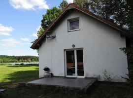 Holiday home in Szczecin for 6 persons at the lake, хотел в Шчечин