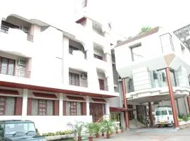 Hotel Gnanam