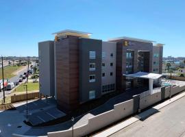 La Quinta Inn & Suites by Wyndham Galveston North at I-45, hôtel à Galveston