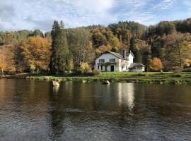 Ecolodge in Remouchamps with its own sauna, hotel v destinácii Sougné-Remouchamps