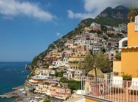 Hotel L'Ancora, hotel u gradu Pozitano