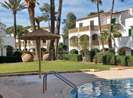 Strandapartment mit Pool, hotel a Cala Santanyi