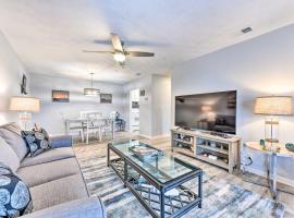 Quaint Condo Less Than Half-Mi to Fort Clinch Beach!, hotel di Fernandina Beach