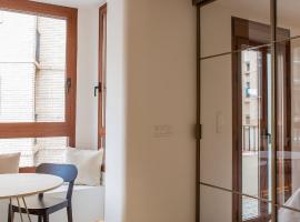 Pizarro by Seaward Suites, hotel in Villajoyosa