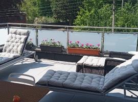 liège 4420 rue jean Jaurès 45 grande maison joyeuse avec terrasse 30m2 pour 8 personnes maximum, hotel perto de Aeroporto de Liège - LGG, 