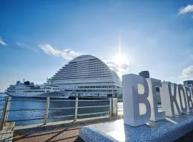 Kobe Meriken Park Oriental Hotel