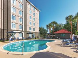 La Quinta by Wyndham Orlando UCF, hotel sa Orlando