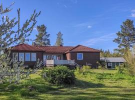 Lovely Home In Tranås With Wifi, хотел в Транас