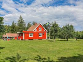 Beautiful Home In Mullsjö With Kitchen, hótel í Mullsjö