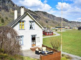 3 Bedroom Cozy Home In Norheimsund, hotel en Norheimsund