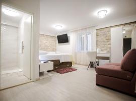 Lions luxury rooms, penzion ve Splitu