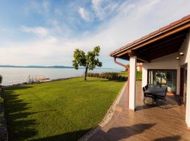 Balaton View Apartment, hotel u gradu 'Balatonboglár'