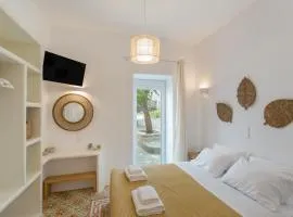 Satsi’s Cozy Casa-2 min from the beach&town