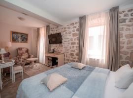 Antika Guesthouse: Kotor'da bir otel