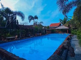 Kali Catur Resort, hotel em Madiun