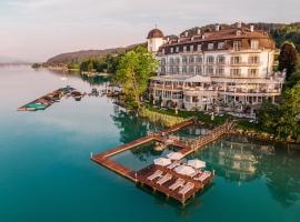 Hotel Schloss Seefels, hotelli kohteessa Pörtschach am Wörthersee