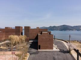 IJE Namhae, hotel en Namhae