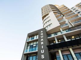 Aquarius Luxury Suites, hotel u gradu 'Bloubergstrand'