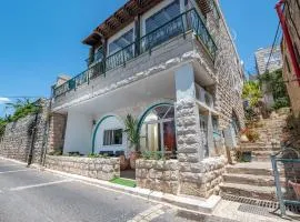 Family Villa - Prime Location Old City