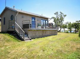 Lovely Home In Oskarshamn With House Sea View, hotel v mestu Oskarshamn