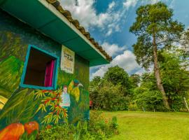 Alojamiento Rural Finca El Rubi- Eje cafetero, hotel v destinácii Quimbaya