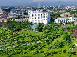 Celina Peninsula Resort Quảng Bình, hotelli kohteessa Dong Hoi