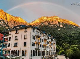 Hotel Golden Spirit, hotel v mestu Băile Herculane