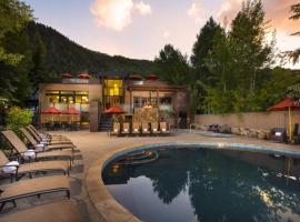 Luxury 1 Bedroom Downtown Aspen Vacation Rental With Access To A Heated Pool, Hot Tubs, Game Room And Spa, хотел близо до Летище Aspen-Pitkin County - ASE, Аспен