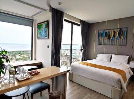 IVORY Apartment Apec Phu Yen with POOL Access, hotel i Tuy Hoa